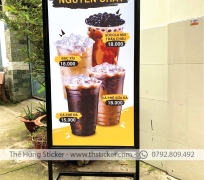 thiết kế và in ấn standee theo yêu cầu